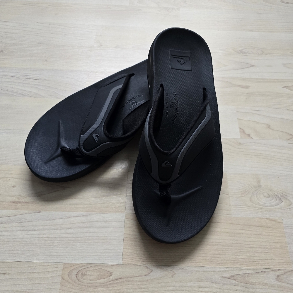 Quiksilver Mathodic Recovery Flip Flops Size 12